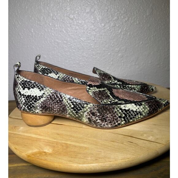 Jeffrey Campbell Viona-WD Snakeskin Print Leather Loafers Pointed Toe Size 10 - Picture 2 of 9